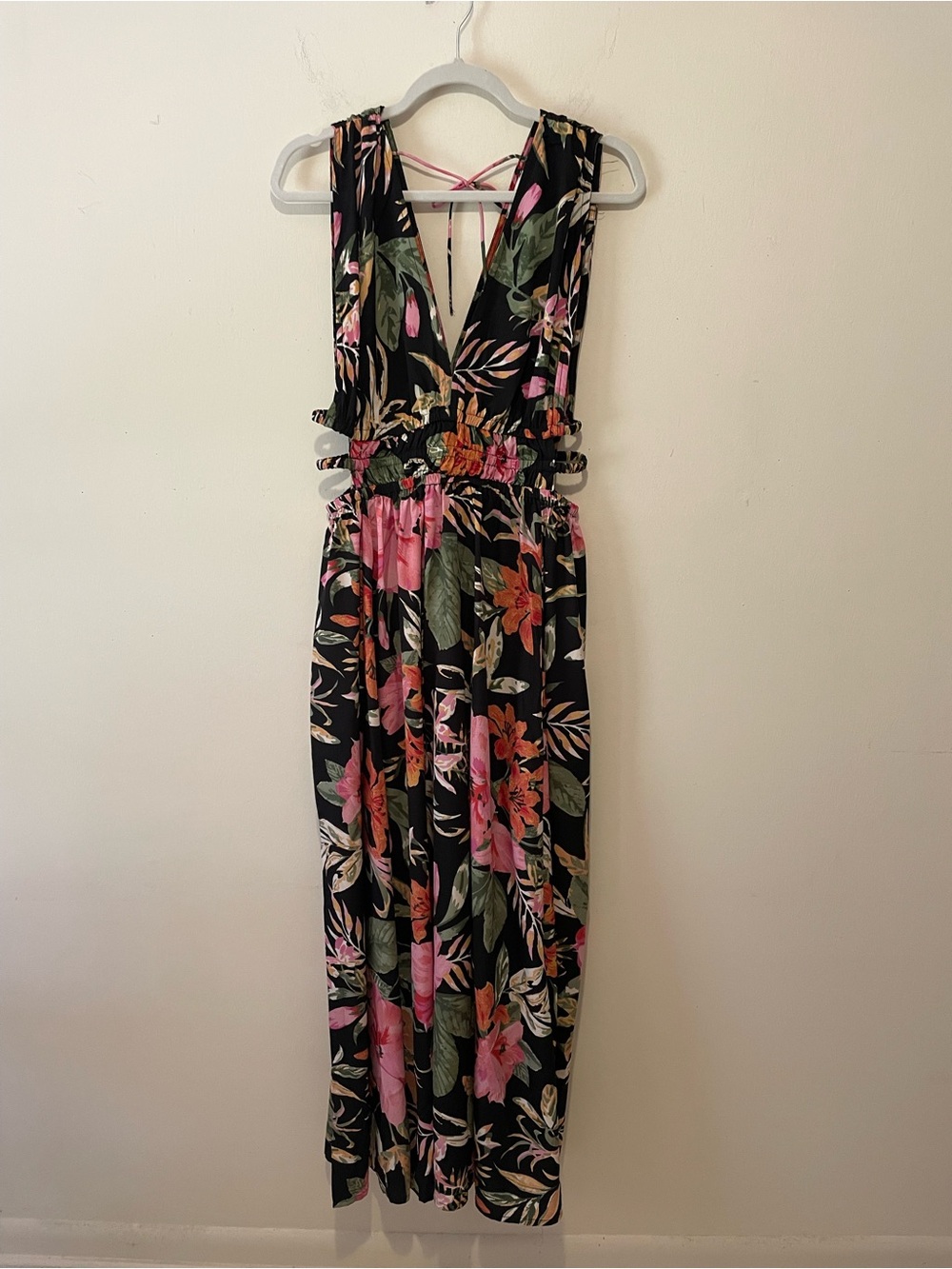 Indulge Motifs Black Tropical Maxi Sleeveless V-Neck Dress. Elasticized Waist.